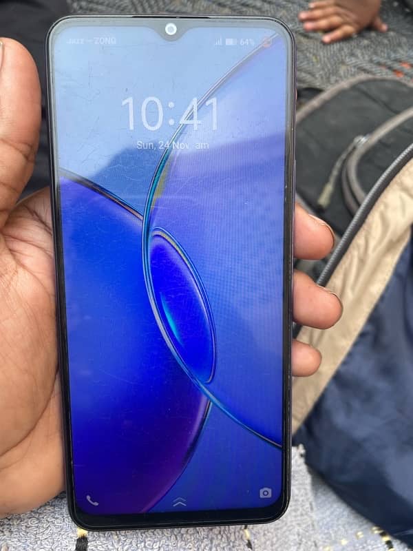 Vivo y17s 6+6Gb / 128 Gb 0