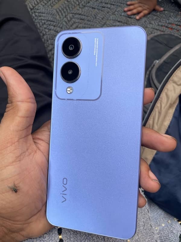 Vivo y17s 6+6Gb / 128 Gb 2