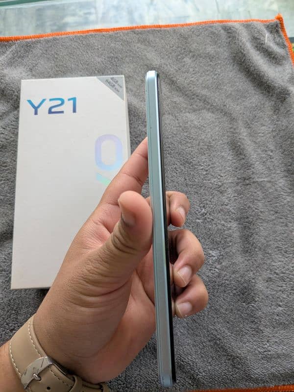 Vivo Y21 5