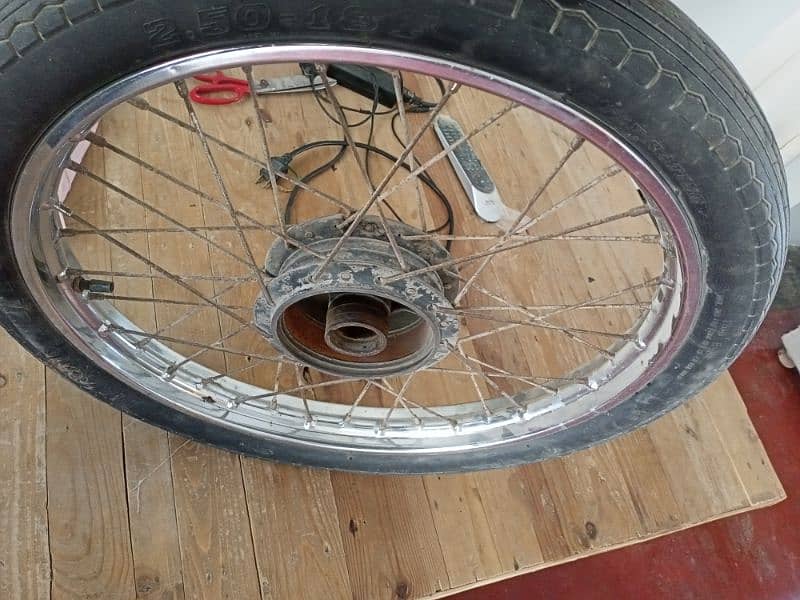 Honda 125 front Araya Rim with Tyre tube 5