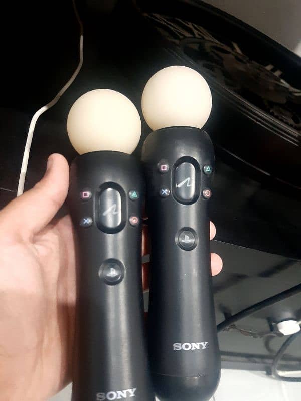 urgently want to sell psvr with 2 joycon controllers  and ps5 adapter 11