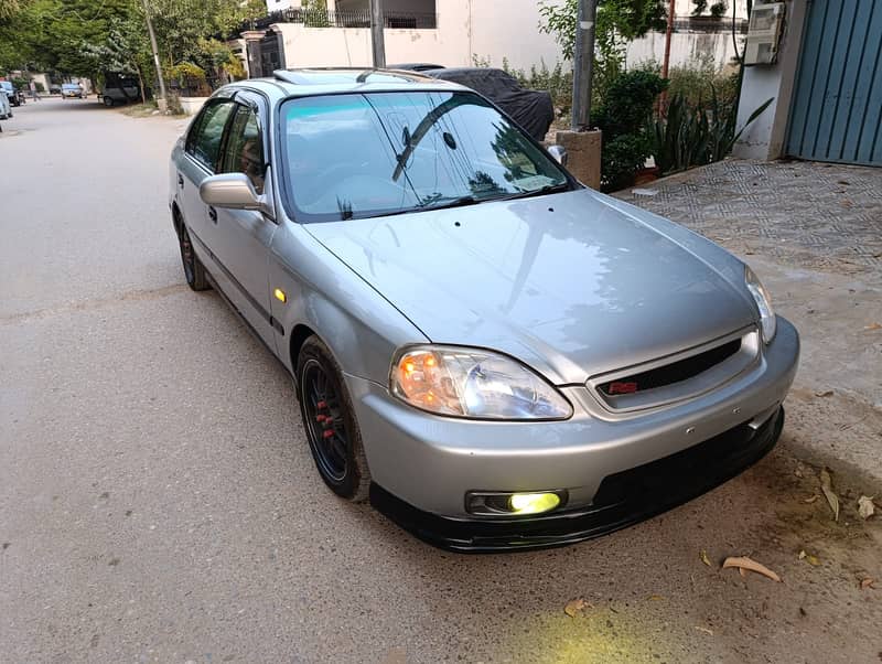 Honda Civic Oriel 2000 2