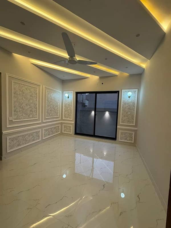 10 Marla Ultra Modern Luxury Brand New House In Park View City Lahore 14