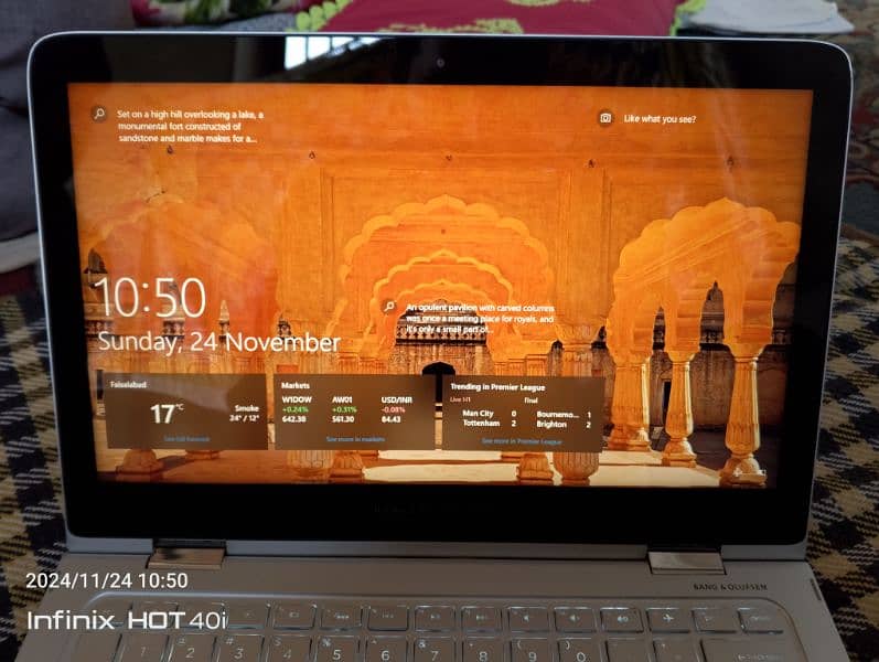 HP Spectre core i5 generation 6th 8Gb Ram 256GB SSD 4