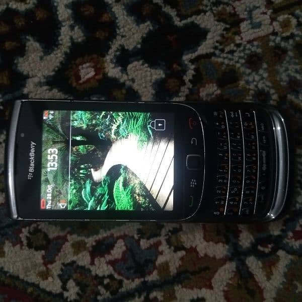 blackberry 9800. with double option. touch and keypads. 0