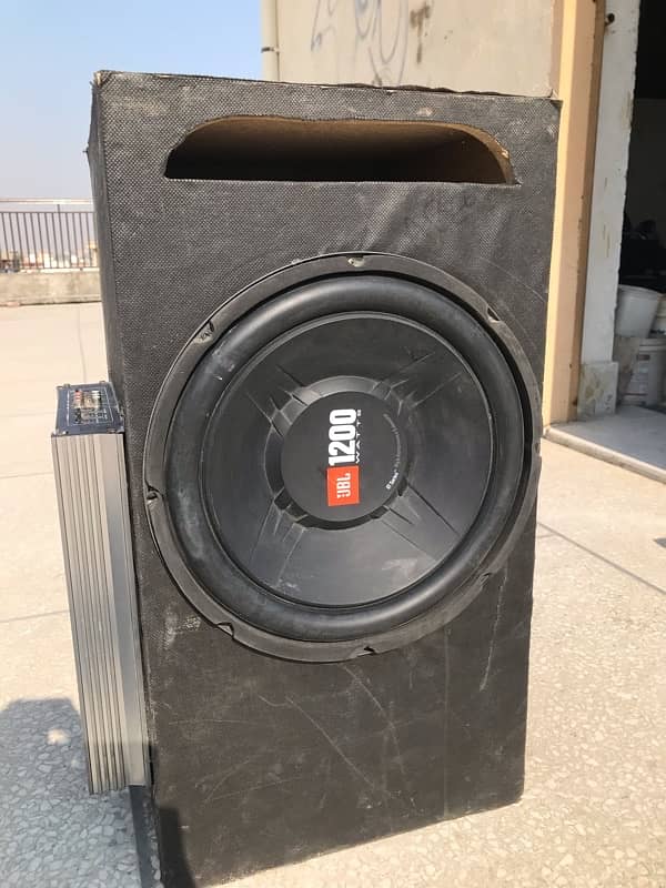 JBL subwoofer and 4 channel amp 3