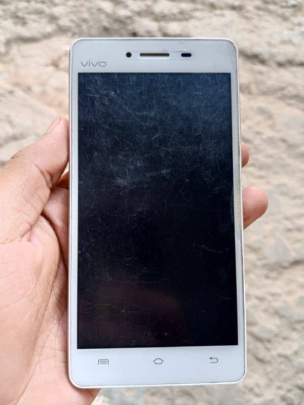 vivo y51A 4ram 64rom      contact 03167764416 0