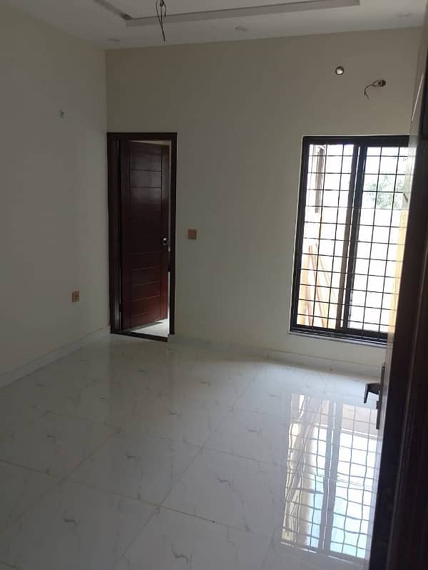 10 Marla double storey House for rent Shalimar colony Multan 2