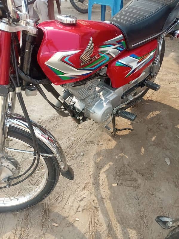 HONDA/125/2023 Model Used Motorcycle New Condition 2