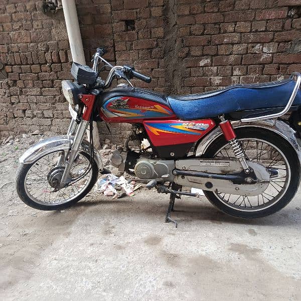 Urgent Bike Sale Comfort And Better Condition 0