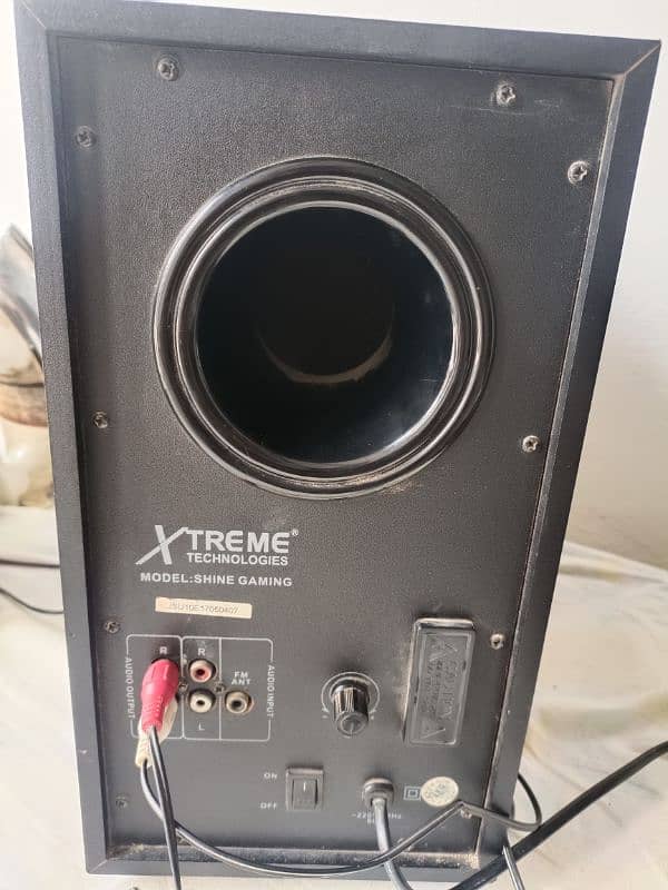 Xtreme shine gaming 2.1 speaker 1