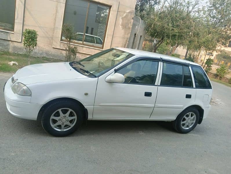 Suzuki Cultus VXL 2017 3