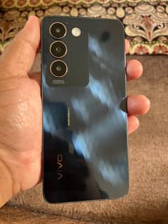 vivo y100