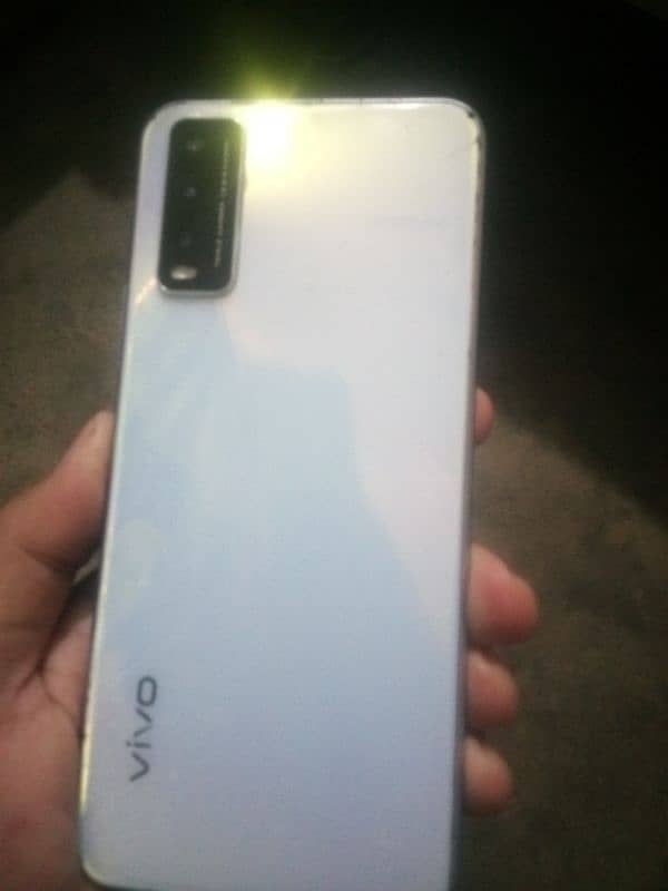 Vivo y20 without box and charger and screen cracked in Havelian 0