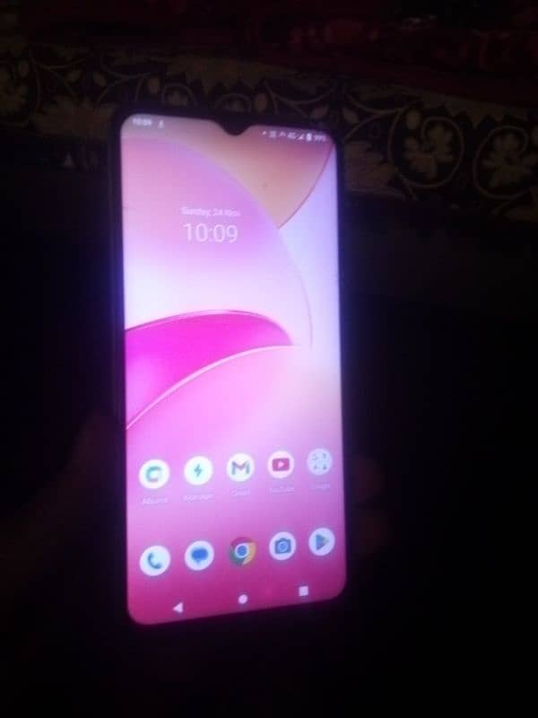 Vivo y20 without box and charger and screen cracked in Havelian 2