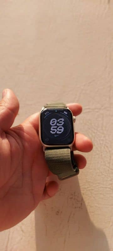 Apple watch series 8 5