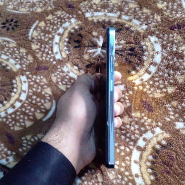 all okay phone ha urgent sale phone chalny ma bht Kamal ha 1