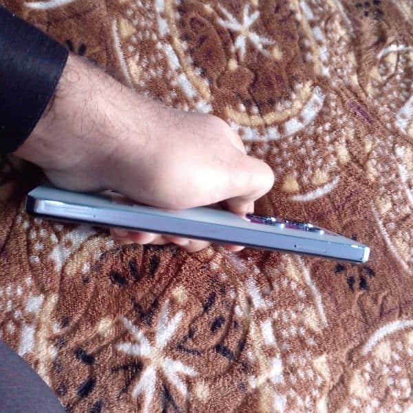 all okay phone ha urgent sale phone chalny ma bht Kamal ha 2