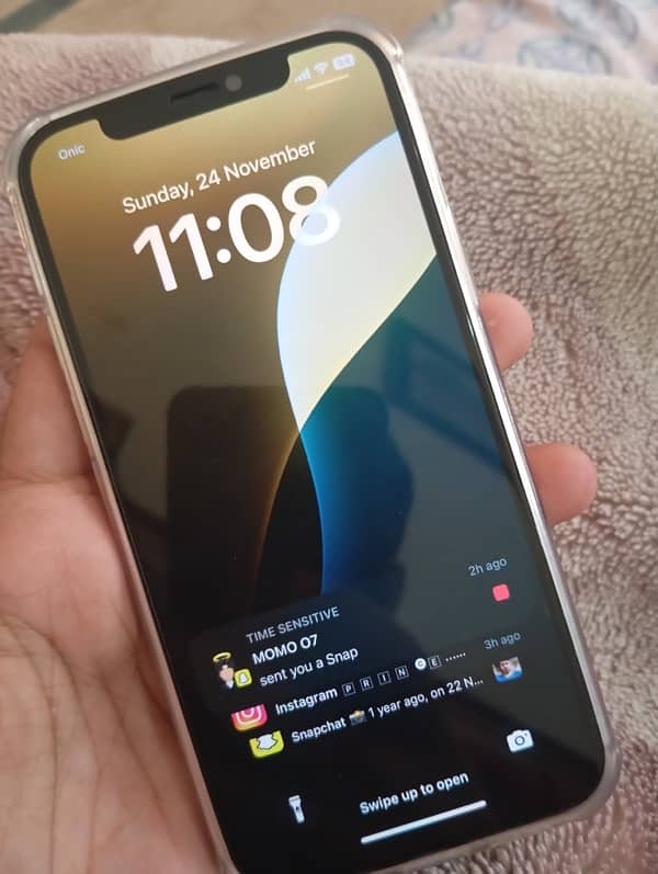 I phone 12 pro Non Pta ( Factory Unlocked ) 8