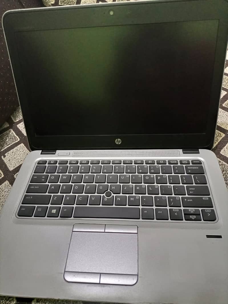 HP Elite Book 820 G4 | 8 GB RAM | 256 SSD | Core i5 7th generation 3