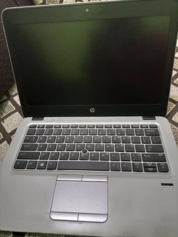 HP Elite Book 820 G4 | 8 GB RAM | 256 SSD | Core i5 7th generation 8