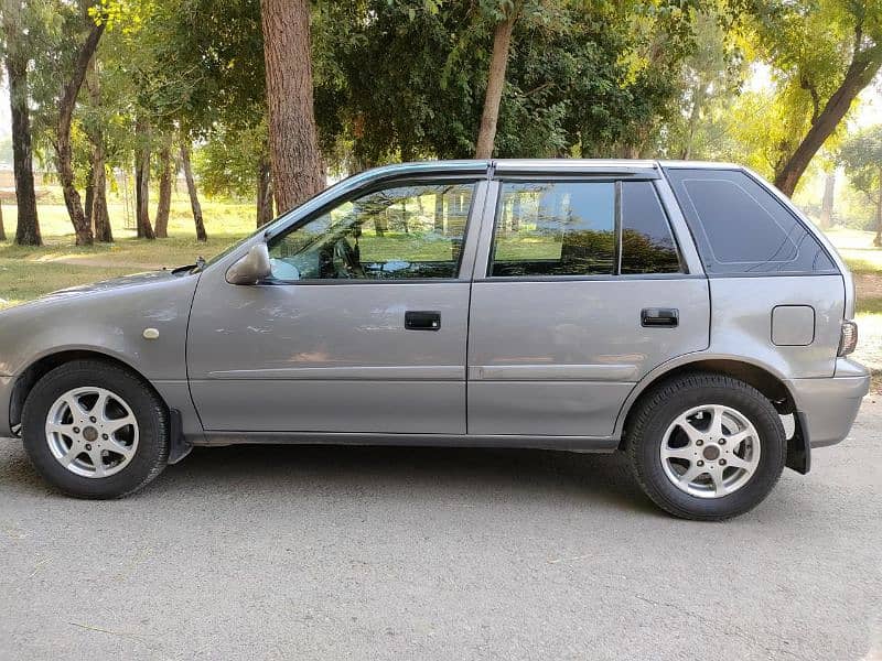 Suzuki Cultus limited edition 2017 model 11