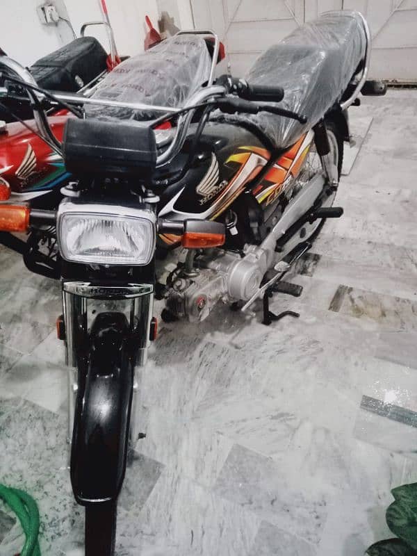 Honda CD 70 2022 2