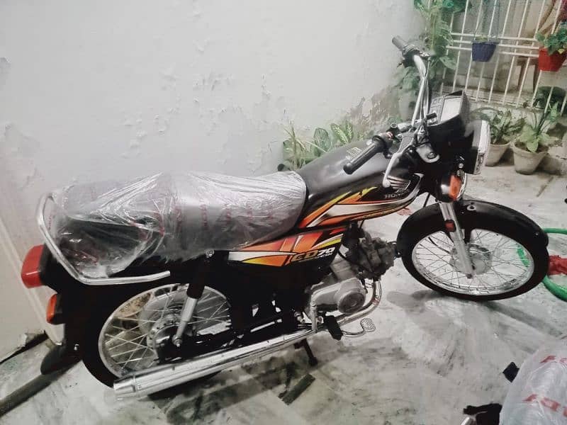 Honda CD 70 2022 7