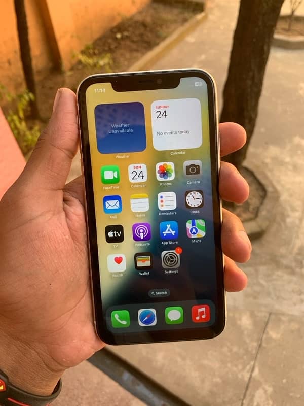 iPhone 11 64GB NON PTA 1