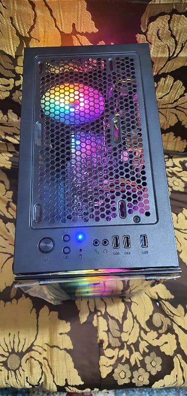 GAMING PC NEW CONDITION 7