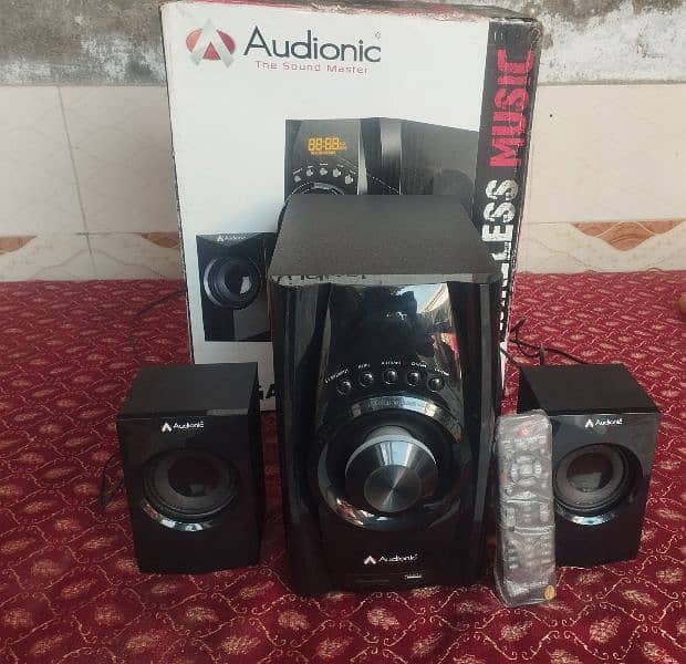 Audionic Mega 40 1