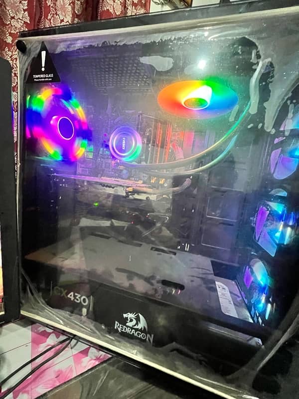 Core i7 4th Generation with gaming case 3