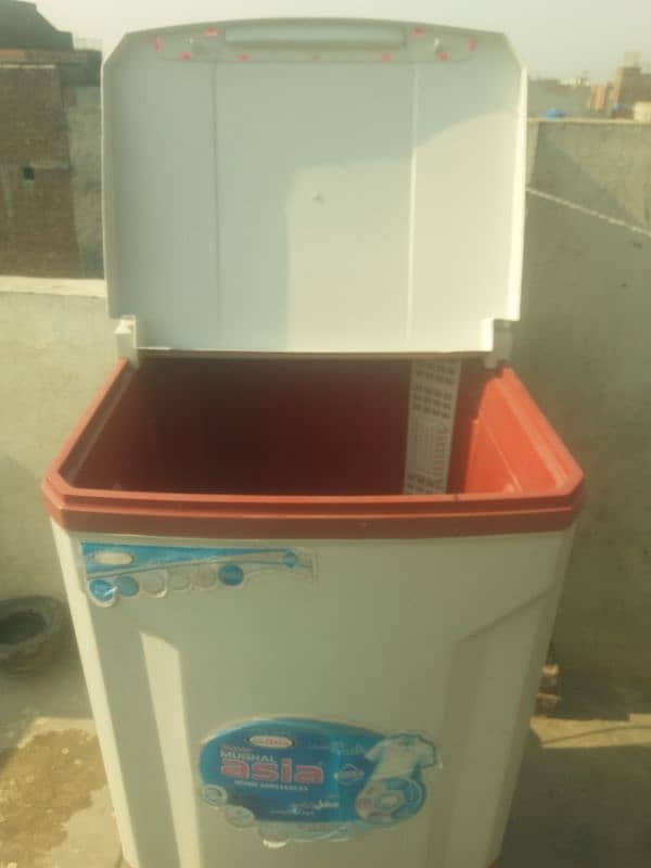 super mughal asia washing machine looking like a brand new 3