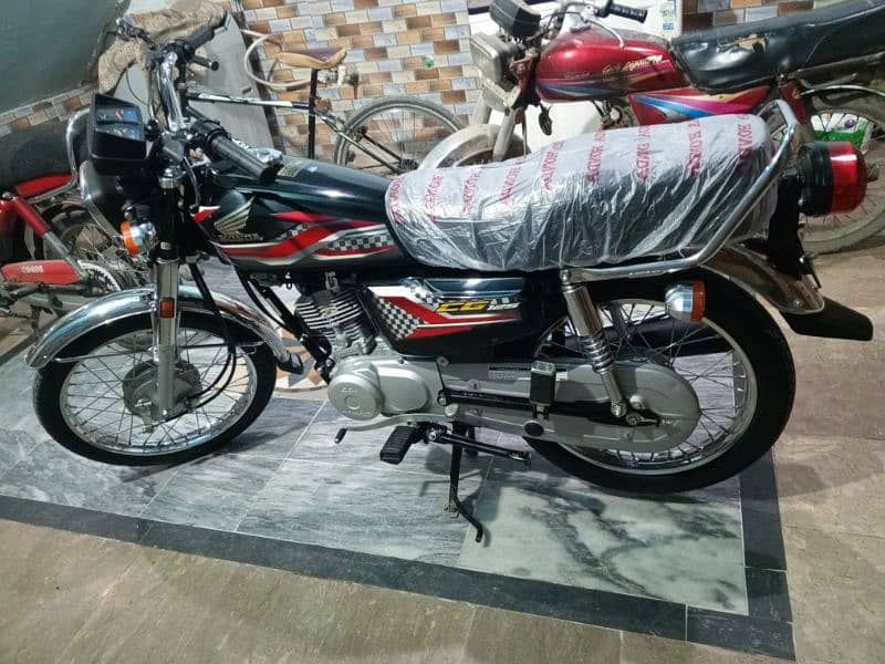 Honda 125 totally janman 3