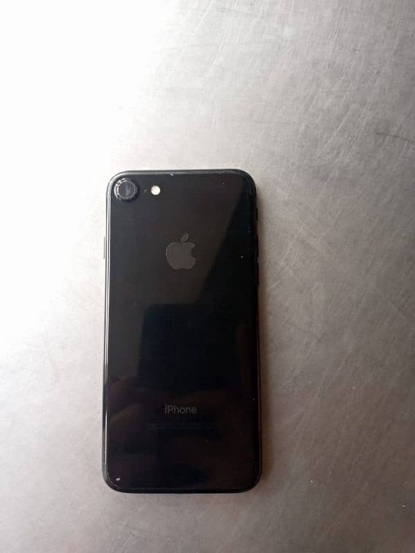 Iphone 7 128GB in 10/10 condition 1