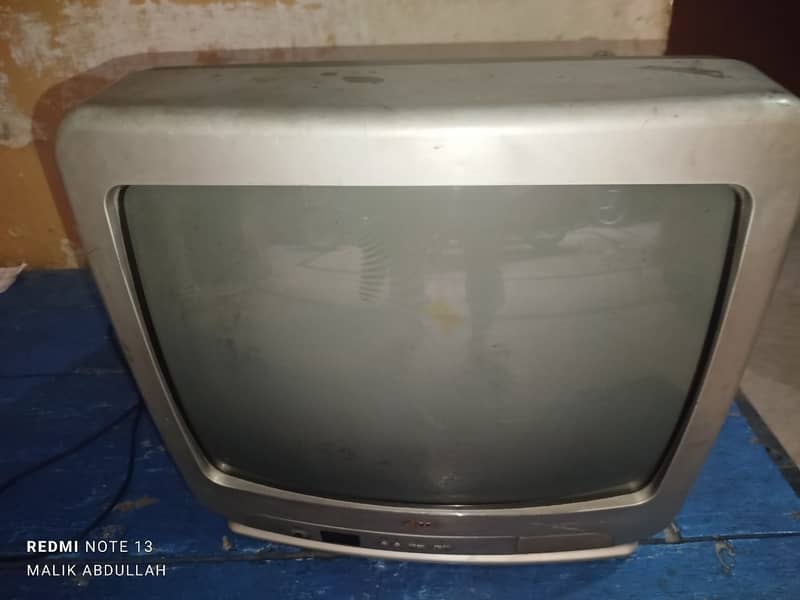 Sale of LG TV 21 Inch 11