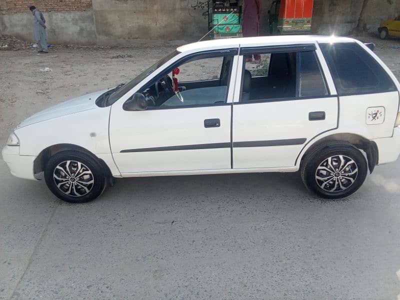 Suzuki Cultus VXL 2012 5