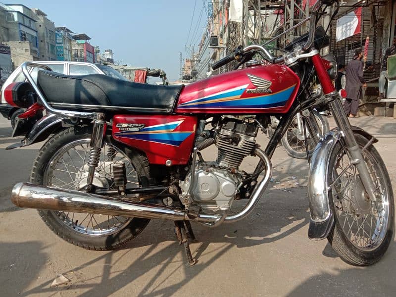 HONDA CG125 2015 LUSH CONDITION pindi number 1