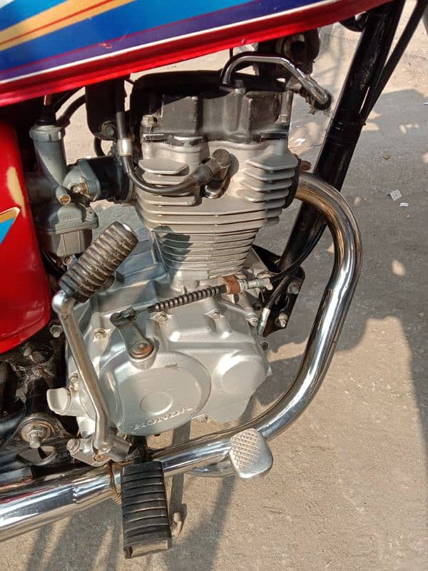 HONDA CG125 2015 LUSH CONDITION pindi number 3