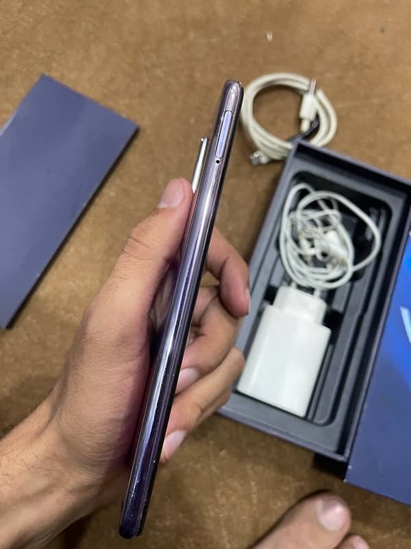 vivo v20 3