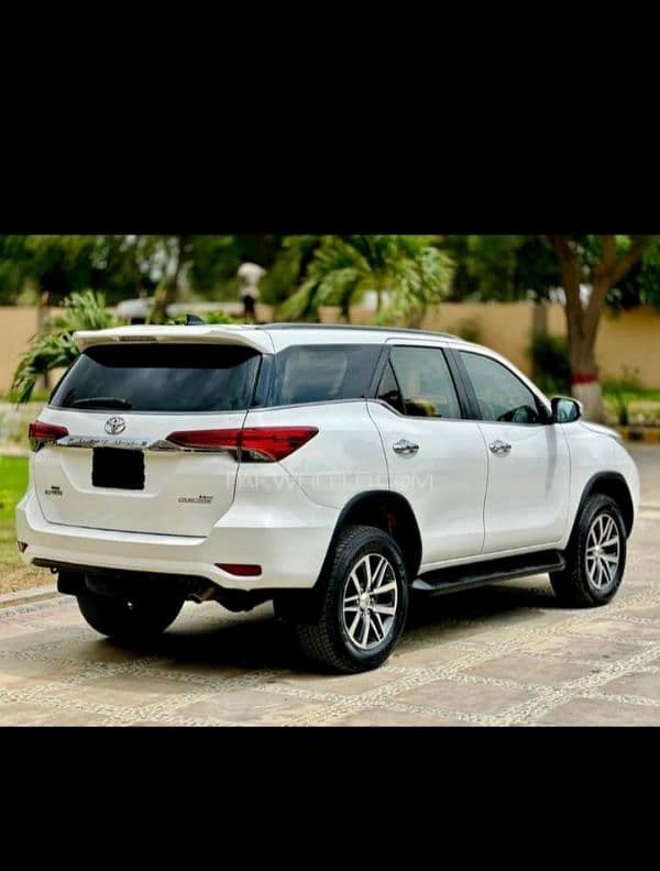 Toyota Fortuner G 2020 4