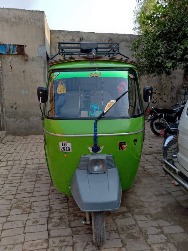 CNG riksha 0