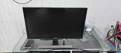 samsung UHd 4k monitot