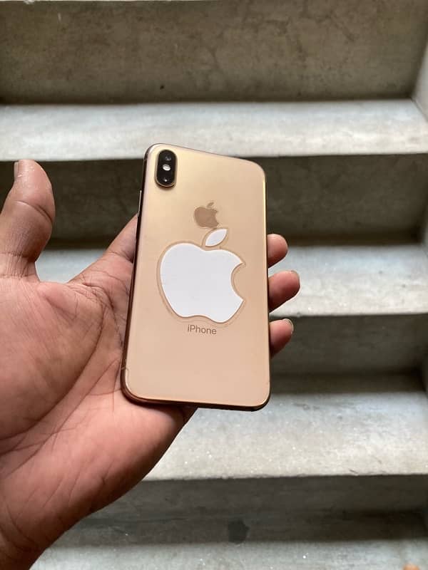 iphone xs 1