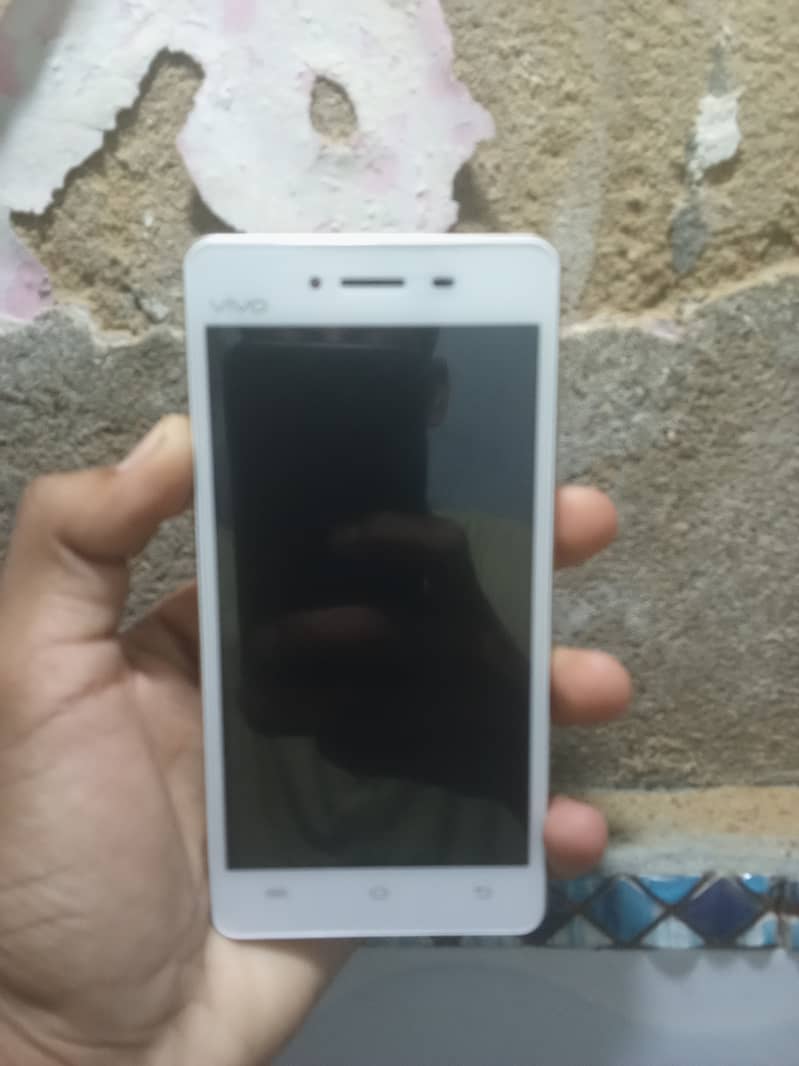 Vivo y 51 4 64 with charger and box 0