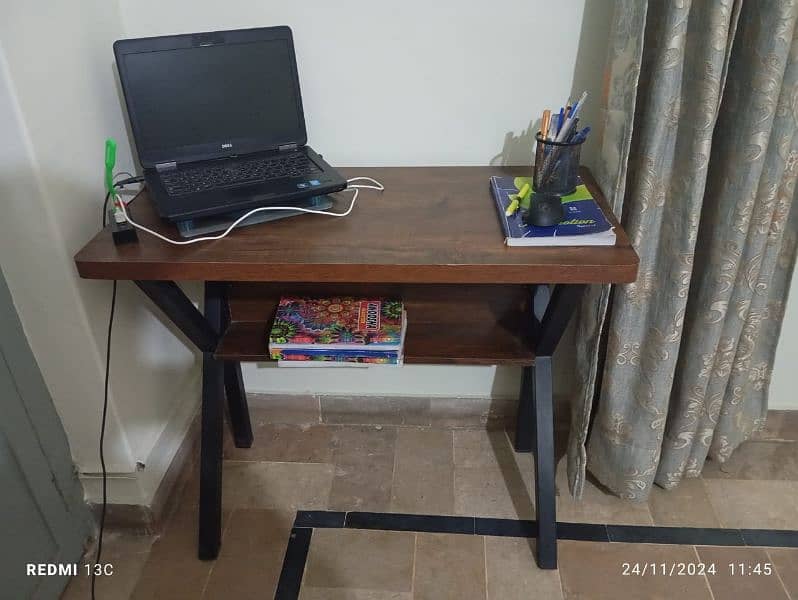 Study Table with Hydrolic chair 1