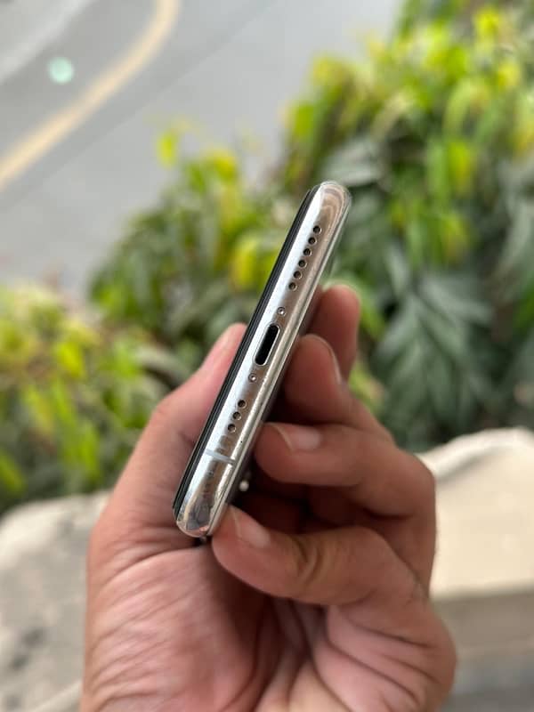 iPhone XS 256gb silver dual sim pta approved 8