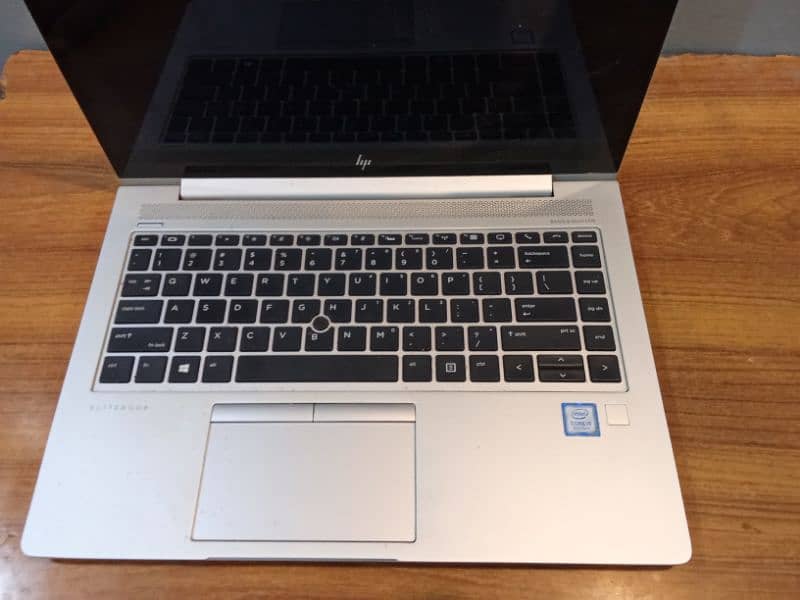 HP ELITE BOOK i5 8TH GENERATION 840G5 TOUCH DISPLAY 16/256 3