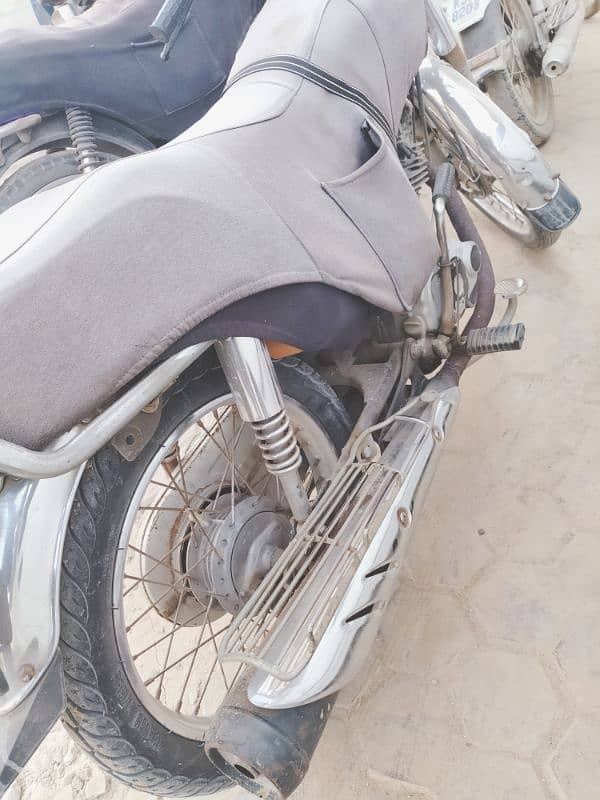 sale Honda CG 125 Multan 6