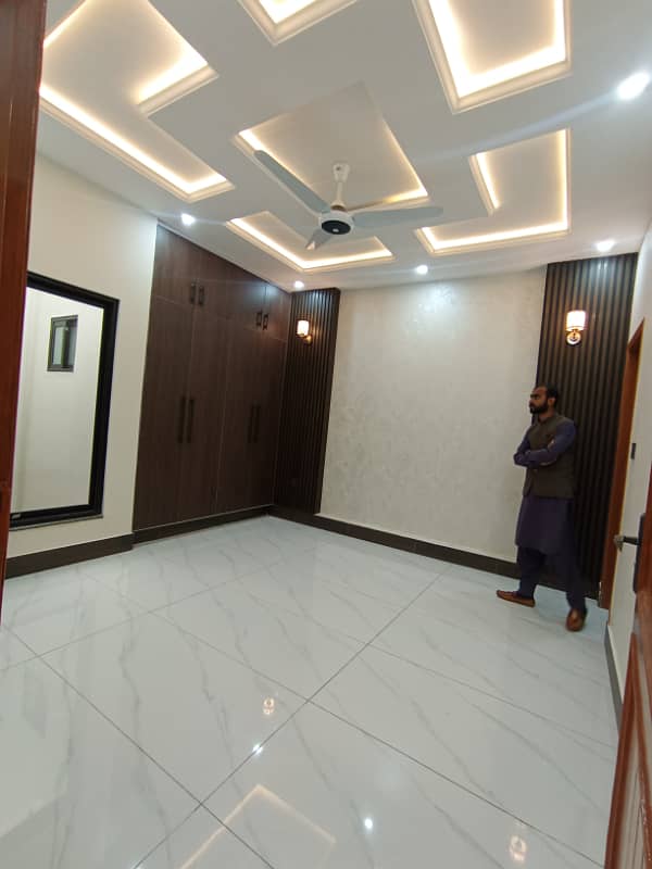 8 MARLA BRAND NEW HOUSE FOR SALE in FAISAL TOWN BLOCK A 10